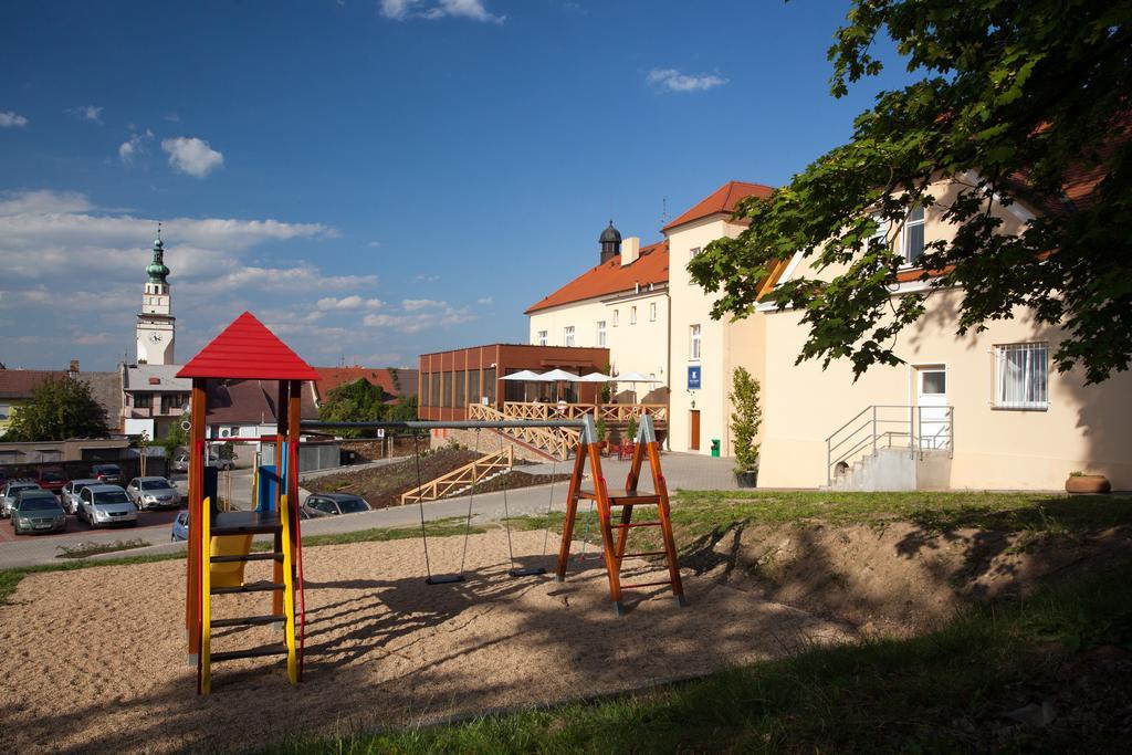 Hotel Pod Zamkem Boskovice Exterior foto